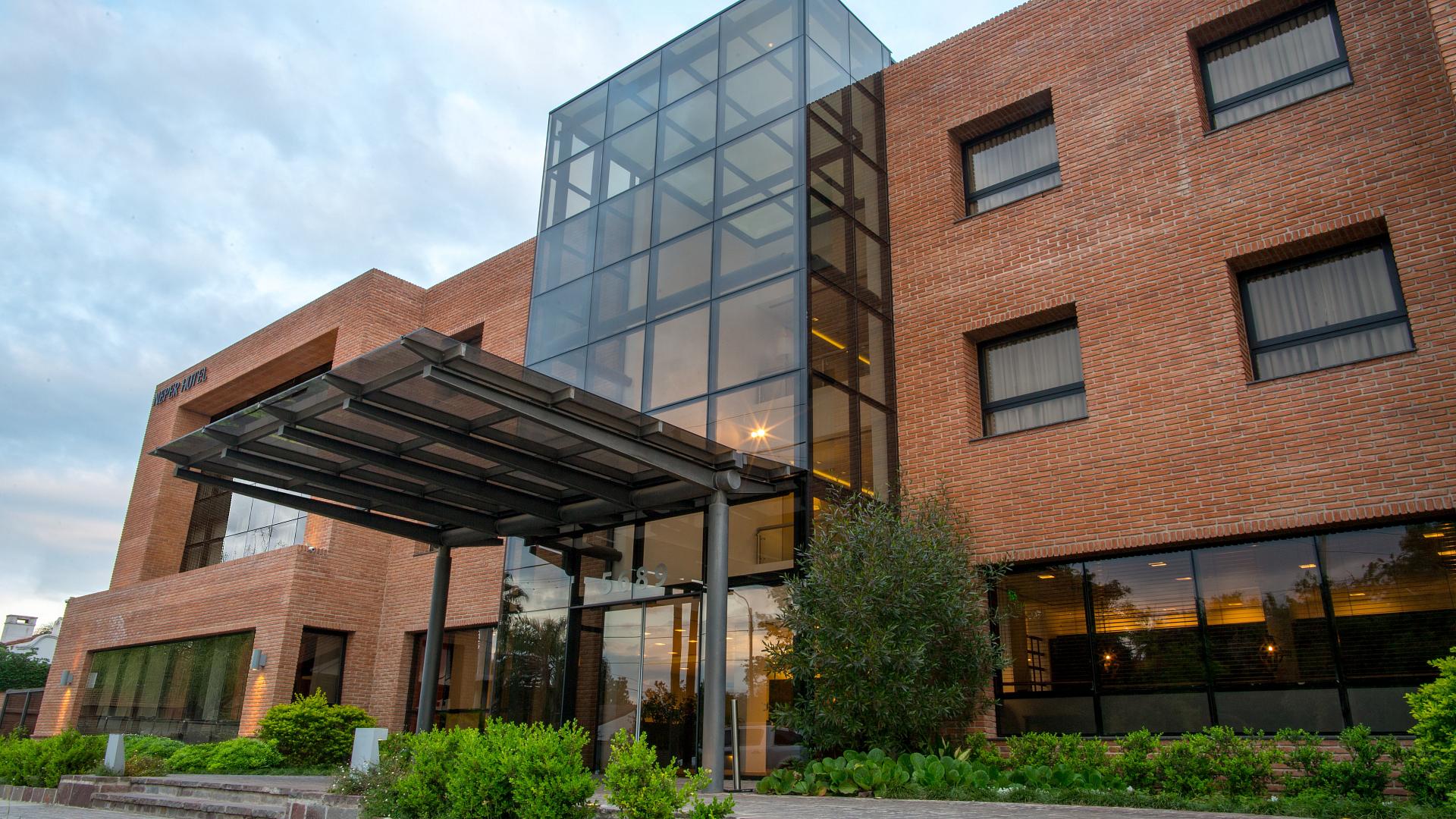 Welcome to Neper Select Hotel experience