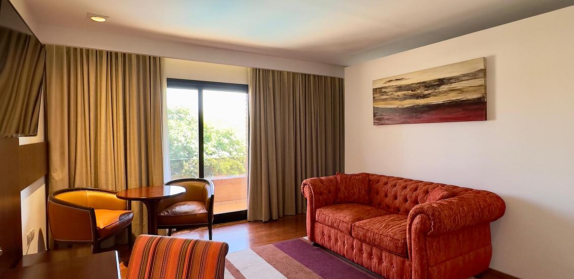 Neper Select Hotel