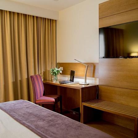Standard Single/Double room