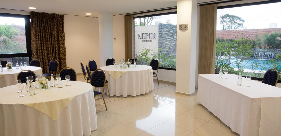 Galileo Copérnico room